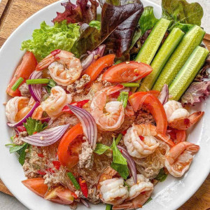 Gia đình em cần gấp , chị nào lm được alo e nha