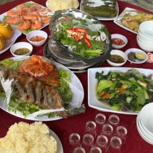 Chính chủ tuyển gấp 1 cô làm việc cho gđ em ạ