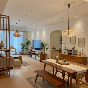 Gia đình e cần tìm 1 chị giúp việc nhà ở Vinhomes Nguyễn Hữu Cảnh Quận Bình Thạnh Lương 12 triệu ạ