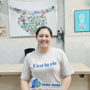 Chị Vân trẻ trung nhanh nhẹn đang tìm việc bao ăn ở lại ạ