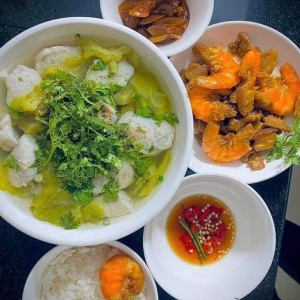 Nhà em ở gần Aeon Mall Tân Phú cần 1 chị giúp việc nhà lương 13 triệu BAO ĂN Ở