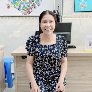 Chị Vân đang cần việc lâu dài ạ