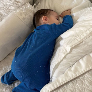 ĐẦU TUẦN TUYỂN CHỊ CHĂM EM BÉ 3 THÁNG TẠI TÂN PHÚ