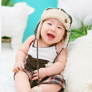 Tuyển Gấp 1 Cô Chăm Bé 4 Tuổi Đi Làm Bao Ăn Ở Lai A