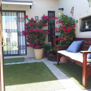 Em đang cần tìm gấp một cô giúp việc nhà ở trên đường Tân Sơn Nhì quận Tân Phú Lương 15 triệu