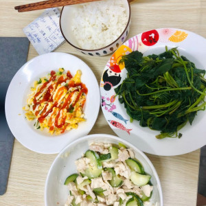 Mẹ đơn thân cần gấp 1 chị giúp việc đi làm bao ăn ở lại tại quận 4