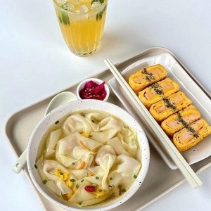 Em đang tuyển gấp 1 cô giúp việc cho gđ em ạ