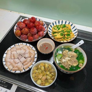 GIA ĐÌNH Ở NGAY ĐƯỜNG NGUYỄN KIỆM QUẬN PHÚ NHUẬN. TÌM CÔ GIÚP VIỆC NHÀ !