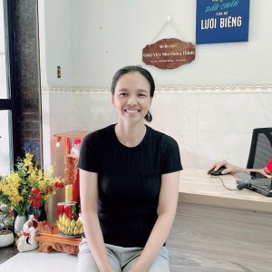 Chị Hiền nhanh nhẹn chịu khó đang cần tìm việc đi làm ngay ạ