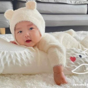 Tha Thiết Tìm Cô Chăm Bé Tôm Nhà Em Vừa Tròn 2 Tháng Tuổi.