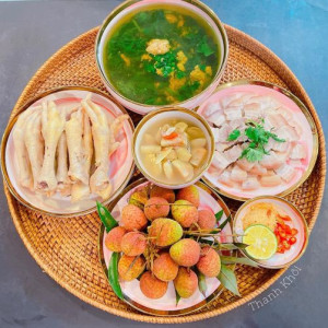 Tuyển gấp 1 cô giúp việc nhà đi làm bao ăn ở lại