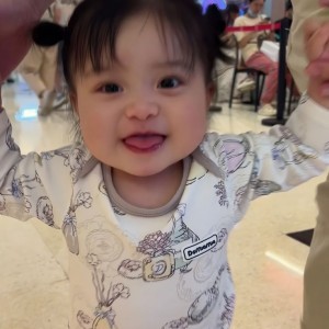 Cần Gấp 1 Cô Bảo Mẫu Đến Chăm Bé 10 Tháng Cho Đôi Vợ Chồng Trẻ !!