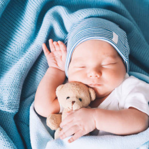 Em Cần Gấp Chị Chăm Bé Ở Gò Vấp Lương 10tr Bao Ăn Ở Lại
