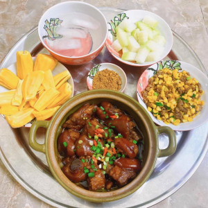 Trong hôm nay em Quỳnh cần chị về phụ dọn dẹp nhà cửa ở chung cư Topaz City Quận 8 ạ. LÀM ĂN Ở LẠI