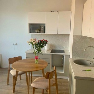 Mẹ Đơn Thân Đang Sinh Sống Ở Quận 7 Trên Đường Nguyễn Văn Linh Cần Cô Giúp Việc Nhà ,nhà 2 Mẹ Con (bao Ăn Ở Lại )