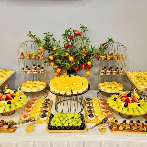 Cần người làm bao ăn ở và lâu dài ạ