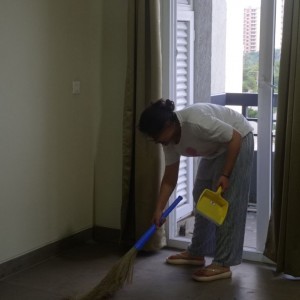 QUẬN GÒ VẤP GIA ĐÌNH EM CẦN GẤP 1 CHỊ GIÚP VIỆC NHÀ LƯƠNG 13 TRIỆU/THÁNG – BAO ĂN Ở