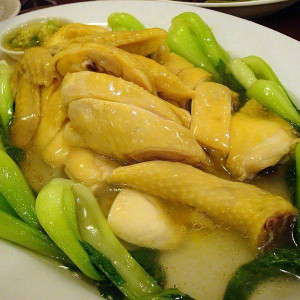 tìm chị giúp việc (ở lại) - Quận 2 Thảo điền - lương 10tr