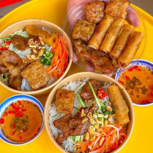 Nhà Ở Ngay Mặt Phố Có 1 Trệt + Gác Lửng Ở Đường Ao Đôi Quận Bình Tân