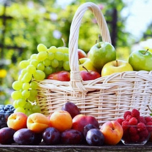 Cần Gấp Cô Giúp Việc Nhà Quận 1 - Lương 8-12 Triệu, Bao Ăn Ở