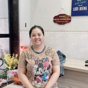 Chị Lan đang tìm việc chuyên giúp việc nhà - phụ chăm bé đi làm bao ăn ở lại ạ