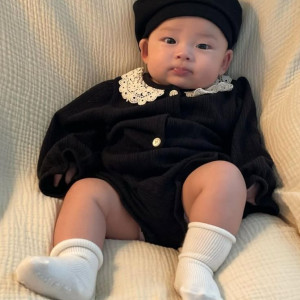 𝑮𝒊𝒂 đ𝒊̀𝒏𝒉 𝒄𝒐𝒏 đ𝒂𝒏𝒈 𝒄𝒂̂̀𝒏 𝒈𝒂̂́𝒑 𝒄𝒐̂ 𝒃𝒂̉𝒐 𝒎𝒂̂̃𝒖 𝒗𝒆̂̀ 𝒄𝒉𝒂̆𝒎 𝒃𝒆́ đ𝒖̛𝒐̛̣𝒄 8 𝒕𝒉𝒂́𝒏𝒈 𝒕𝒖𝒐̂̉𝒊 𝒕𝒂̣𝒊 𝑯𝒐𝒂̀ 𝑯𝒂̉𝒐-𝑸𝒖𝒂̣̂𝒏 10