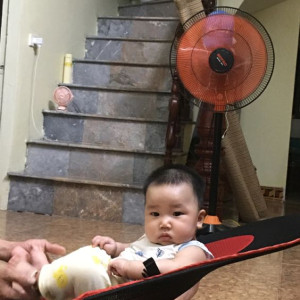 Mức Lương 11 Triệu, Cần Chị Về Phụ Chăm Bé 8 Tháng Tuổi Cùng Vợ Chồng E Tại Gần Chợ Tân Bình