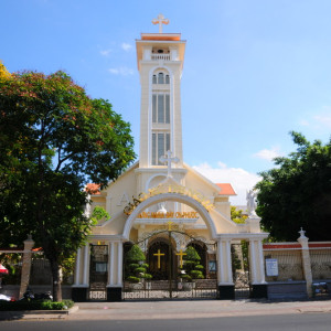 GẦN NHÀ THỜ THÁNH TỊNH QUẬN BÌNH THẠNH --TÌM CÔ GIÚP VIỆC NHÀ ĐI LÀM TRONG HÔM NAY Ạ