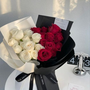 Xin chào mọi người ! hôm nay em Ngọc lại đăng tin cần TUYỂN CÔ GVN GẤP !!!