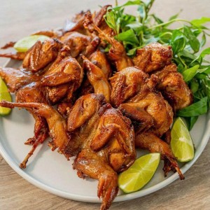 Em Đang Tuyển Gấp Ạ