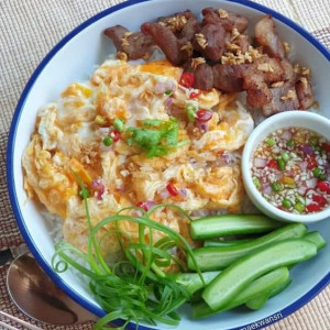 Gia Đình Em 1 Trệt 1 Lầu Trên Đường Mã Lò - Bình Tân Đang Cần Tìm Người Phụ Giúp Việc Nhà. Lương 13 Triệu Bao Ăn Ở