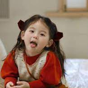 Em đang cần một chị chăm bé nhà 1 tuổi, bao ăn ở lương tháng 12tr. Nhà ở chung cư Chung cư Green River quận 8