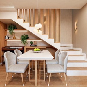 Gia đình em có 2 vợ chồng và con gái lớn được 6 tuổi hiện đang ở nhà 2 lầu diện tích nhỏ gọn khoảng 52m2