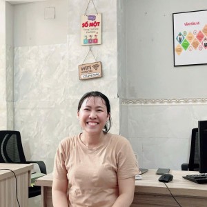 Chị Hồng đang tìm việc chuyên chăm bé - phụ việc nhà đi làm bao ăn ở lại ạ