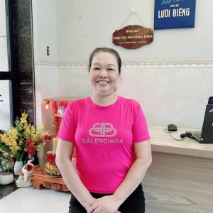 Chị Thanh đang tìm việc chuyên chăm ông bà hoặc giúp việc nhà đi làm bao ăn ở lại ạ