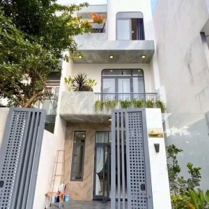CẦN 1 CHỊ VỀ PHỤ VIỆC NHÀ VỚI EM Ở ĐƯƠNG ĐIỆN BIỆN PHỦ -BÌNH THẠNH