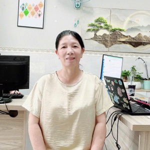 Chị Lệ đang cần việc lâu dài ạ