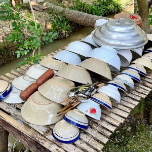 gia đình e nằm trên đường Bình Trị Đông Quận Bình Tân. Tìm gấp cô giúp việc nhà ( bao ăn ở)