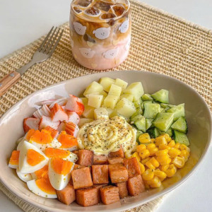 Tuyển gấp 1 cô chăm bé giỏi đi làm bao ăn ở lại ạ