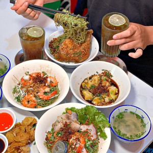 Ngay Đường Bà Hạt Quận 10  Cần Gấp Cô Giúp Việc Nhà