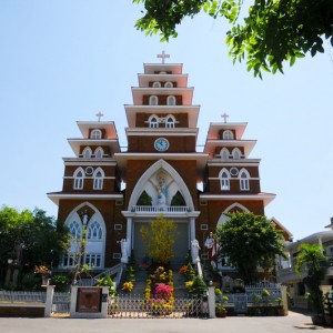 Cần 1 Cô Về Làm Việc Nhà Cho Gd 4 Người Hiện Đang Ở Nhà 1 Lầu Nhỏ Ở Gần Nhà Thờ Giáo Xứ Tân Lập Quận 2.