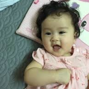 Tuyển Gấp Một Chị Chăm Bé Nhà Em Được 9 Tháng Lương 11tr Bao Ăn Ở Lại