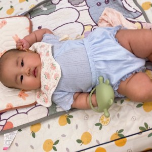 Tuyển gấp 1  cô bảo mẫu về chăm bé gái nhà em được 5 tháng tuổi