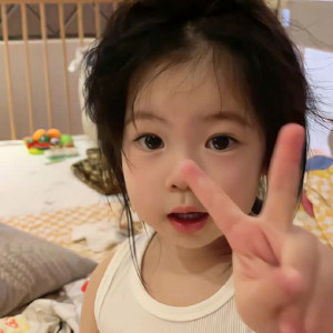 BÉ GÁI NHÀ EM ĐƯỢC 11 THÁNG ĐANG TÌM CÔ CHĂM BÉ MÁT TAY TẠI CHUNG CƯ RIVER PANORAMA QUẬN 7