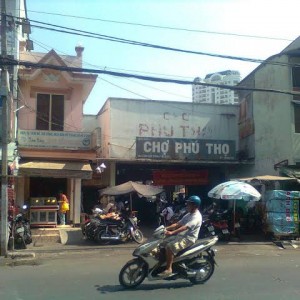 Cần cô Giúp Việc Nhà + Nấu Ăn - Làm ăn ở lại tại gần chợ Phú Thọ Quận 11