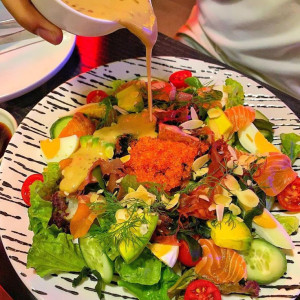 Em tuyển gấp 1 cô giúp việc nhà đi làm bao ăn ở lại