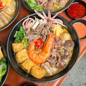 Tuyển Gấp 1 Cô Làm Việc Nhà Đi Làm Bao Ăn Ở Lại Ạ