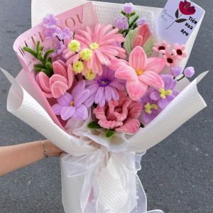 Em cần gấp 1 chị giúp việc nhà cho gia đình 2 vợ chồng và 2 cháu được 5 và 7 tuổi ở nhà 1 lầu ở đường Tôn Thất Thuyết Quận4