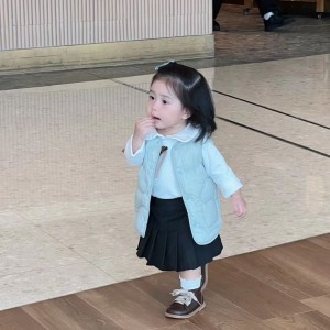 Nhà em cần gấp cô chăm bé tại Quận 4 Đường Đoàn Văn Bơ . Công việc chỉ là chăm bé yêu 10 tháng tuổi nhà mình, chơi cùng bé mỗi ngày.