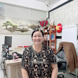 Chị Chín nhanh nhẹn chịu khó đang cần việc ngay ạ